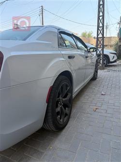 كرايسلر 300